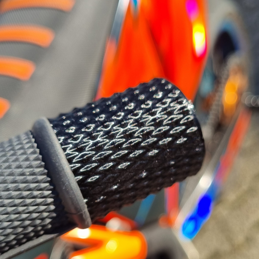 Embouts de guidon Supermoto / Bar Ends longs
